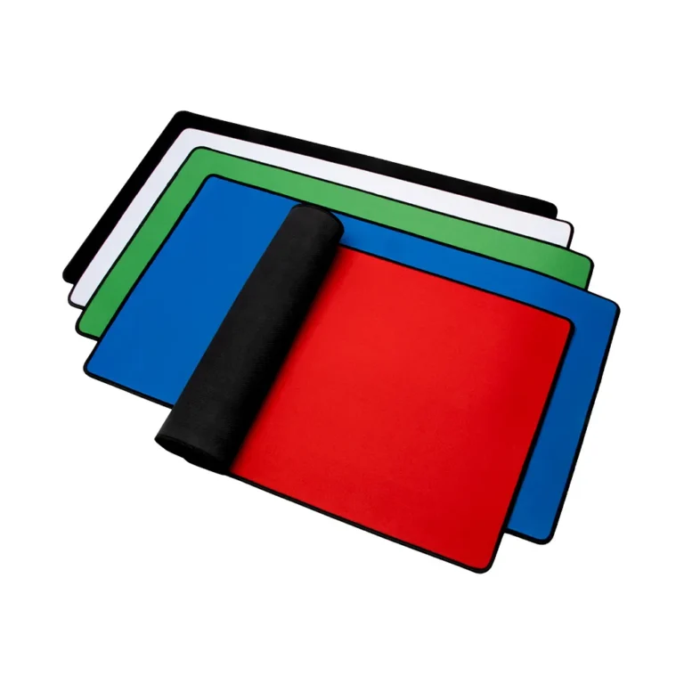 Bulk blank solid color TCG playmats red blue green white black, plain rubber mats for OEM custom printing factory supply